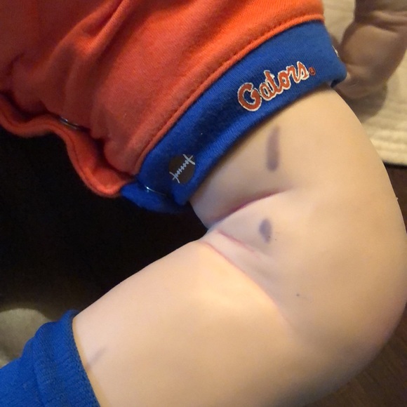 🐊Florida Gator Outfitted Baby with rimmed baseball cap 🧡💙 - Picture 9 of 16